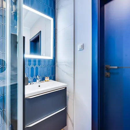 Black & Blue By Oneapartments Apartment Sopot