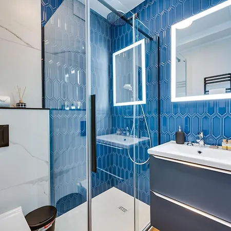 Apartment Black & Blue By Oneapartments Sopot